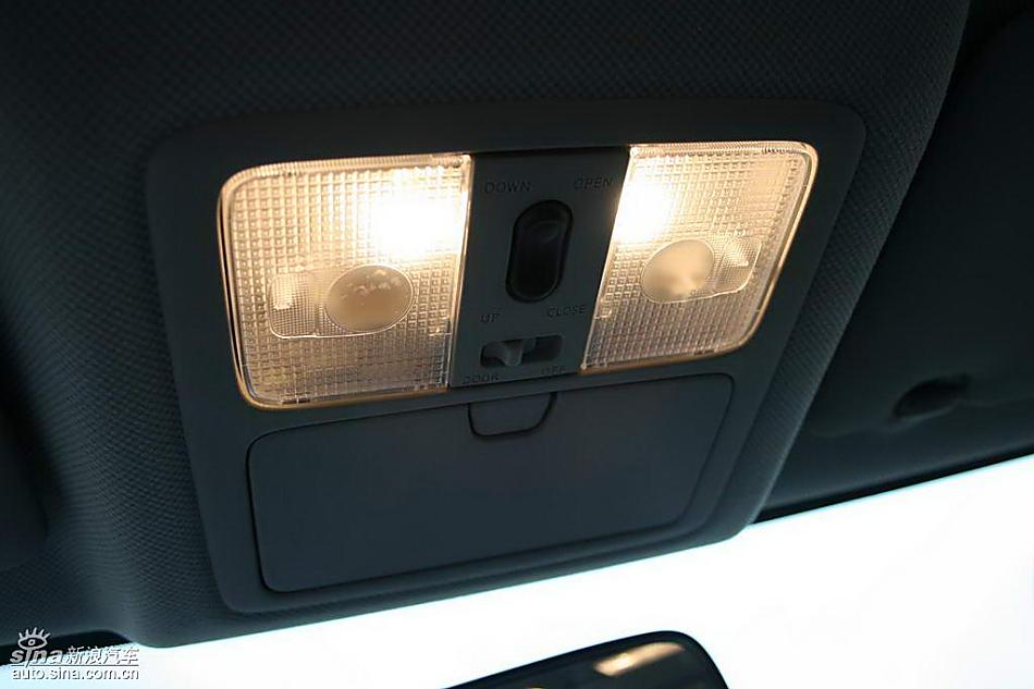 新一代奇骏内饰实拍图