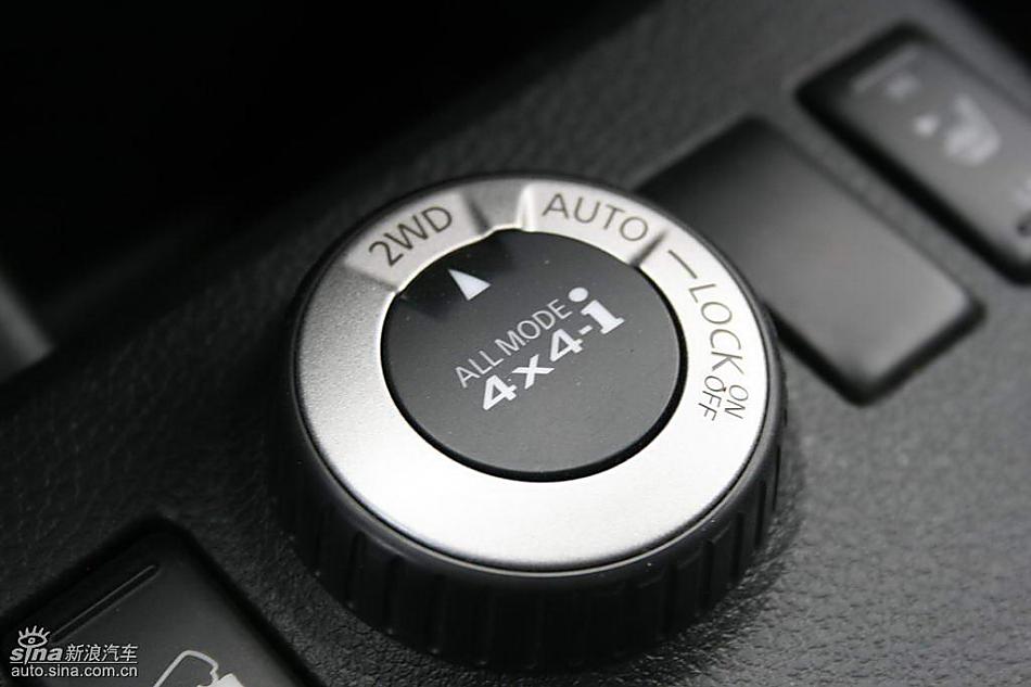 新一代奇骏内饰实拍图