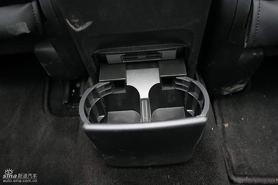 新一代奇骏内饰实拍图