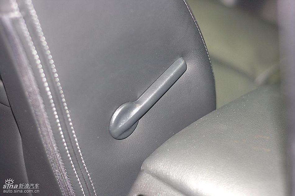 东风日产奇骏到店实拍