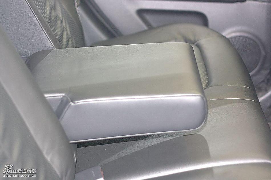 东风日产奇骏到店实拍