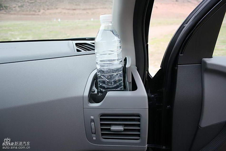 新一代奇骏内饰实拍图