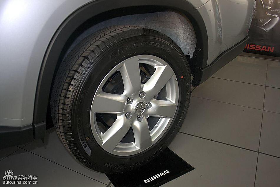 东风日产奇骏到店实拍