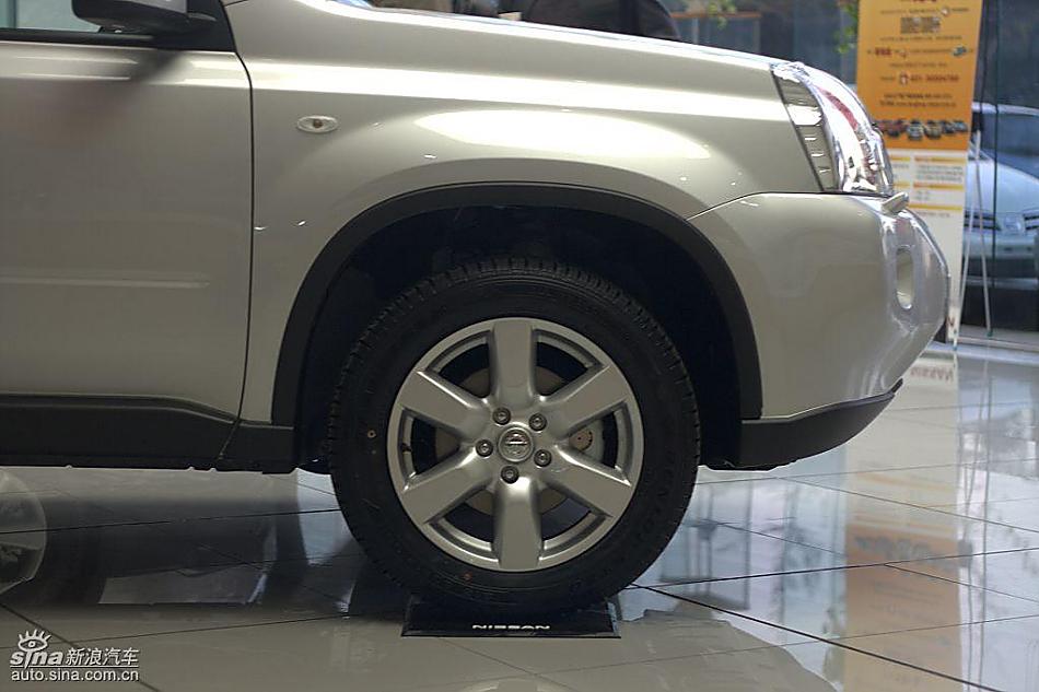 东风日产奇骏到店实拍