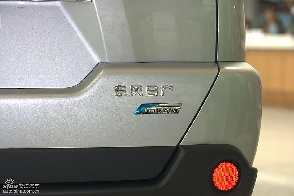 东风日产奇骏到店实拍