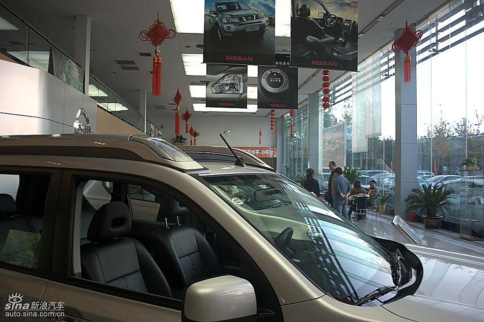 东风日产奇骏到店实拍