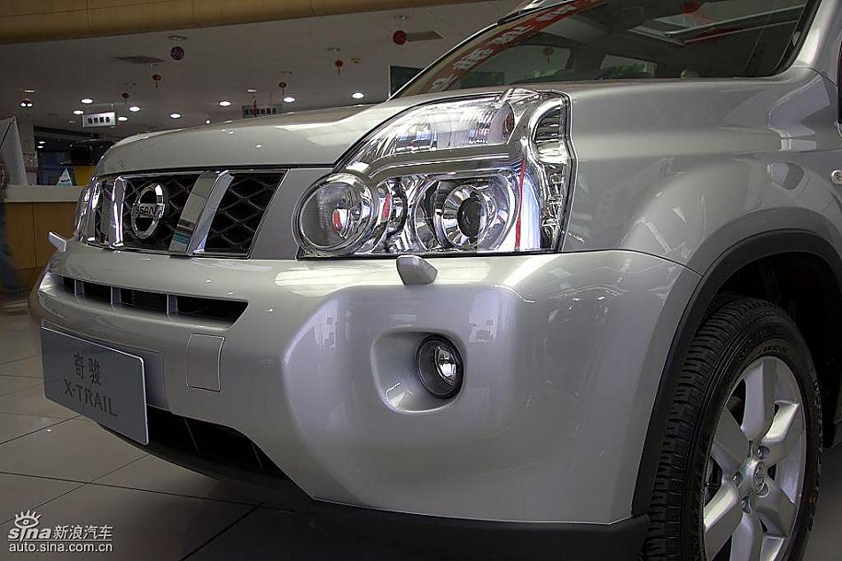 东风日产奇骏到店实拍