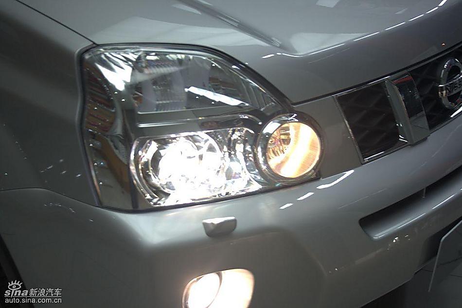 东风日产奇骏到店实拍