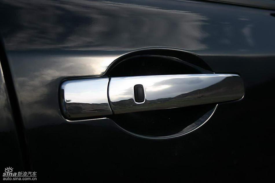 新一代奇骏外观实拍图