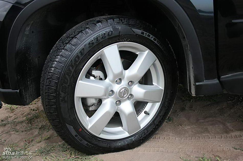 新一代奇骏外观实拍图