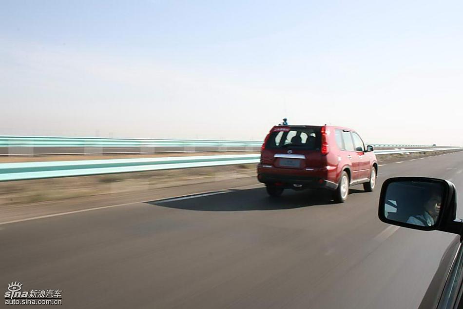 新浪汽车新疆大漠试驾新一代奇骏