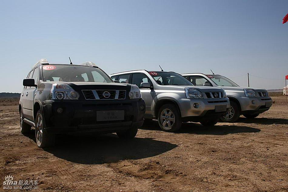 新浪汽车新疆大漠试驾新一代奇骏