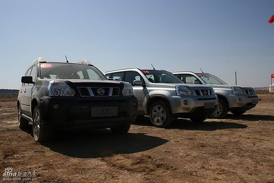 新浪汽车新疆大漠试驾新一代奇骏