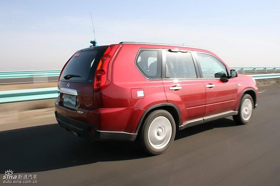 新浪汽车新疆大漠试驾新一代奇骏