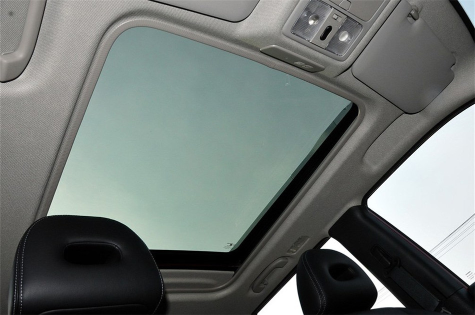 2012款 2.5L 四驱 CVT XV至尊版 座椅空间