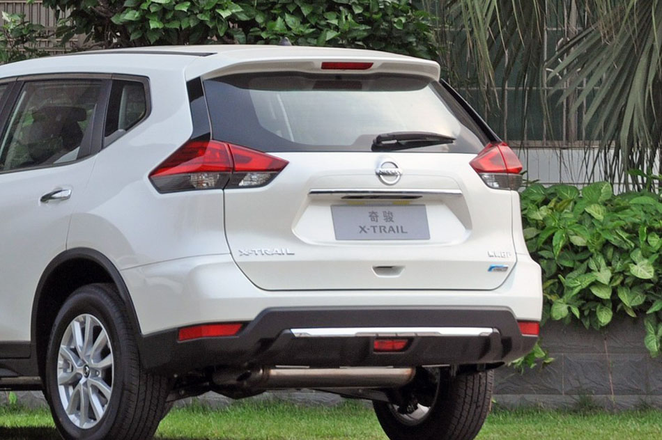 2017款 2.0L CVT七座舒适版 2WD 细节