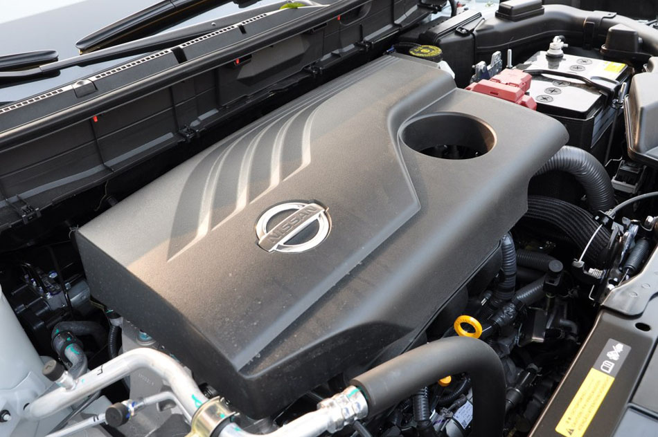 2017款 2.0L CVT七座舒适版 2WD 引擎地盘