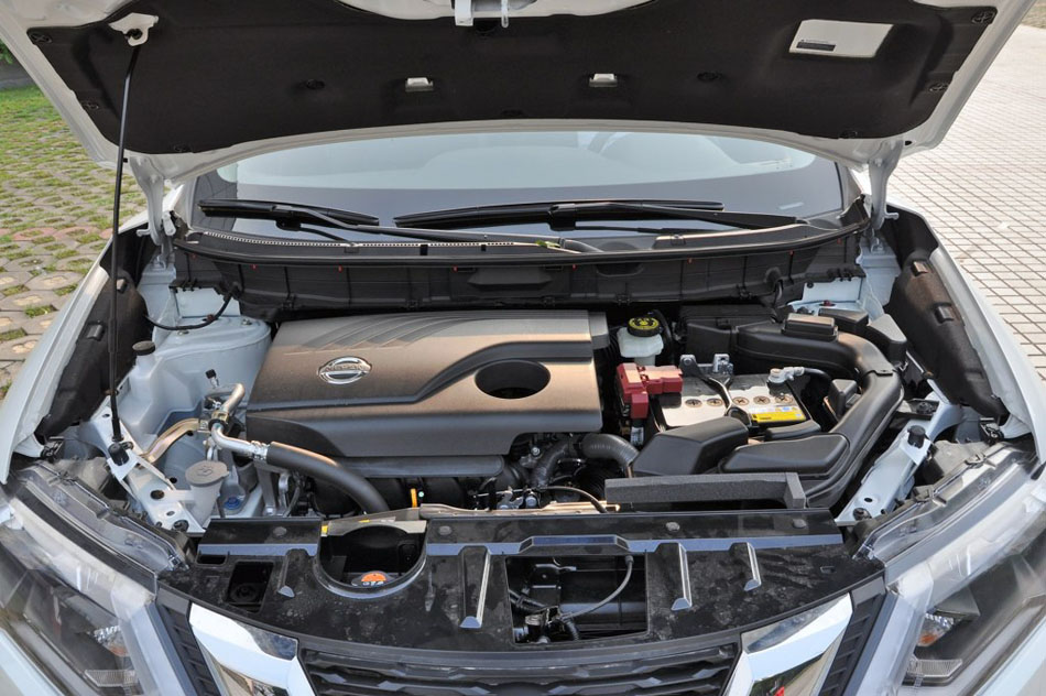 2017款 2.0L CVT七座舒适版 2WD 引擎地盘