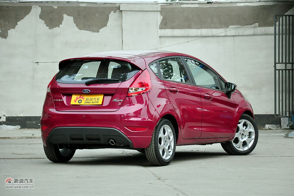 2011款嘉年华高清到店实拍