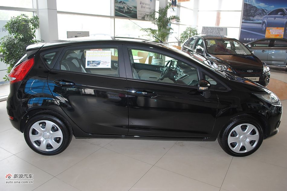 09款新嘉年华1.5L自动时尚型