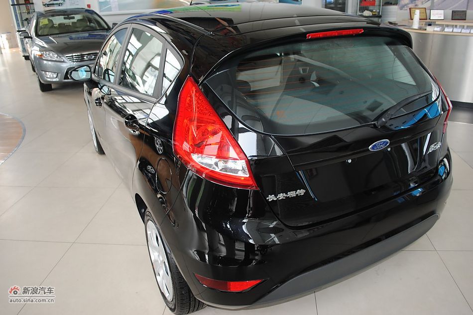 09款新嘉年华1.5L自动时尚型