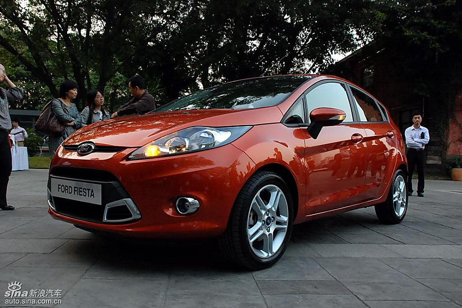 新嘉年华外观实拍