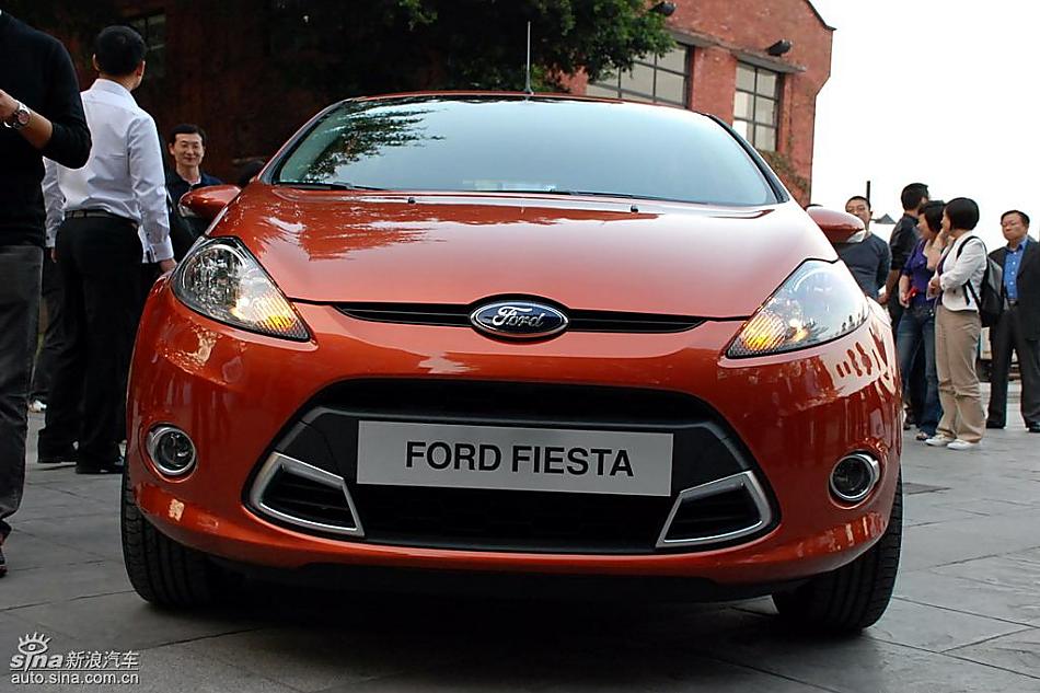 新嘉年华外观实拍