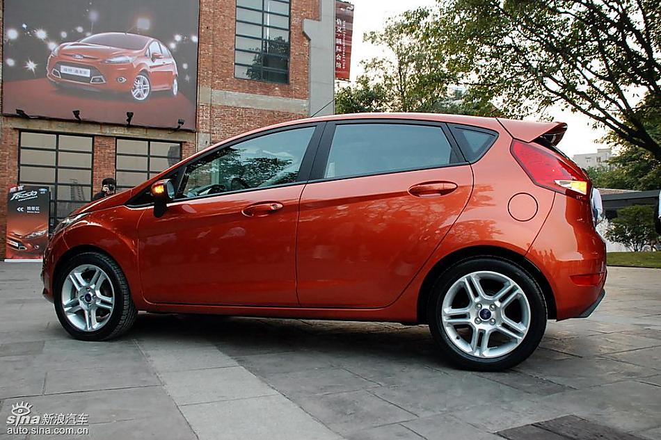 新嘉年华外观实拍