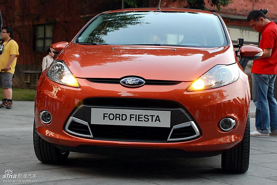 新嘉年华外观实拍