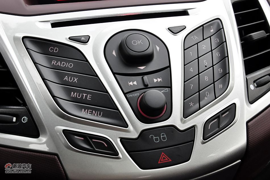 2011款嘉年华高清到店实拍