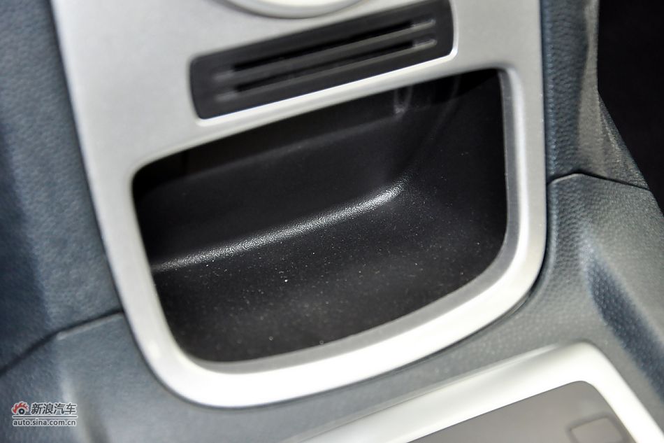 2011款嘉年华高清到店实拍