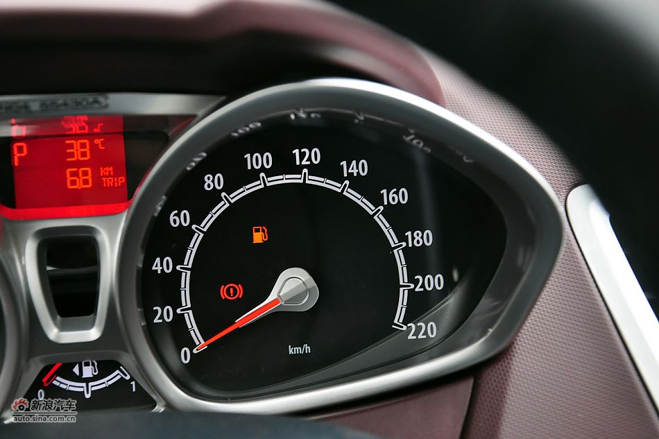 2011款嘉年华高清到店实拍