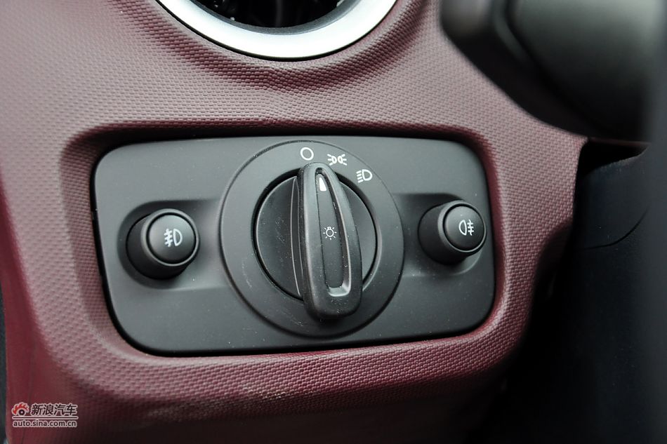 2011款嘉年华高清到店实拍