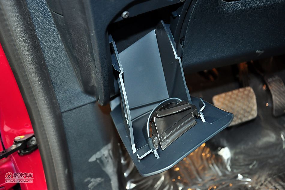 2011款嘉年华高清到店实拍