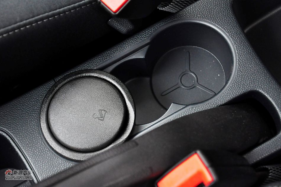 2011款嘉年华高清到店实拍