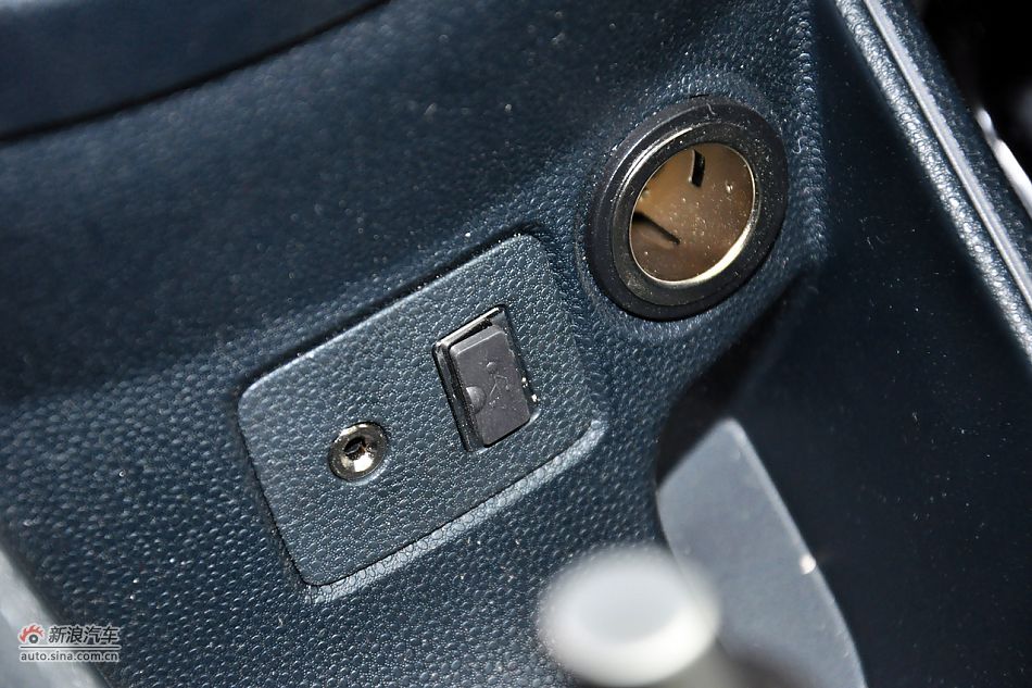 2011款嘉年华高清到店实拍