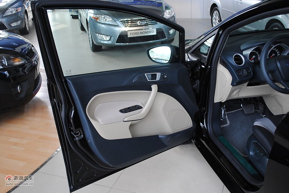 09款新嘉年华1.5L自动时尚型