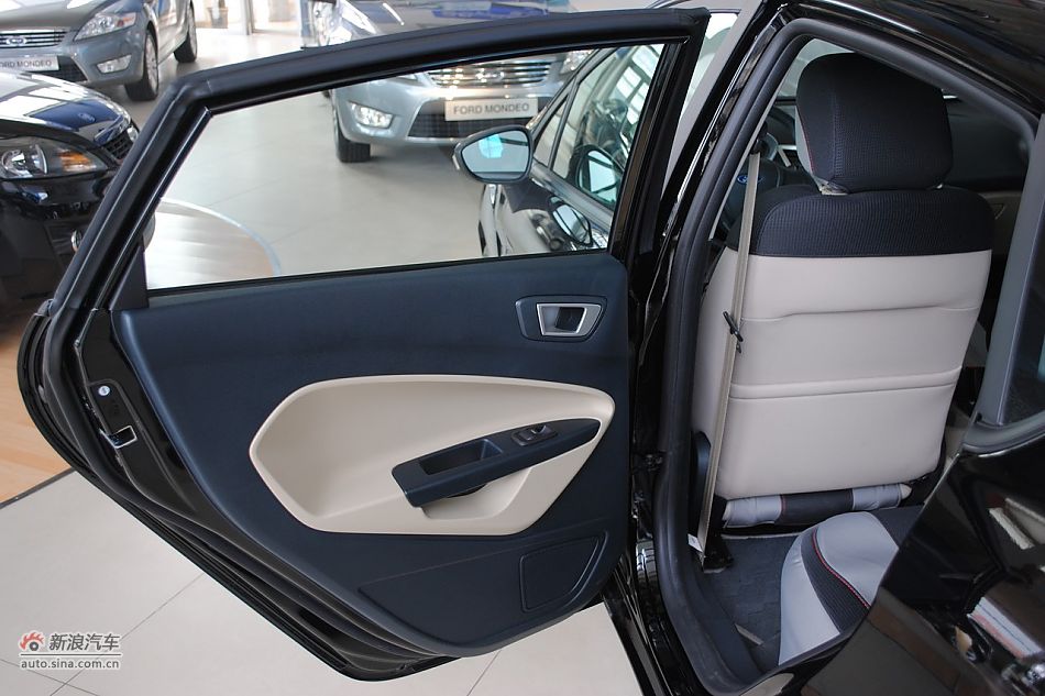 09款新嘉年华1.5L自动时尚型