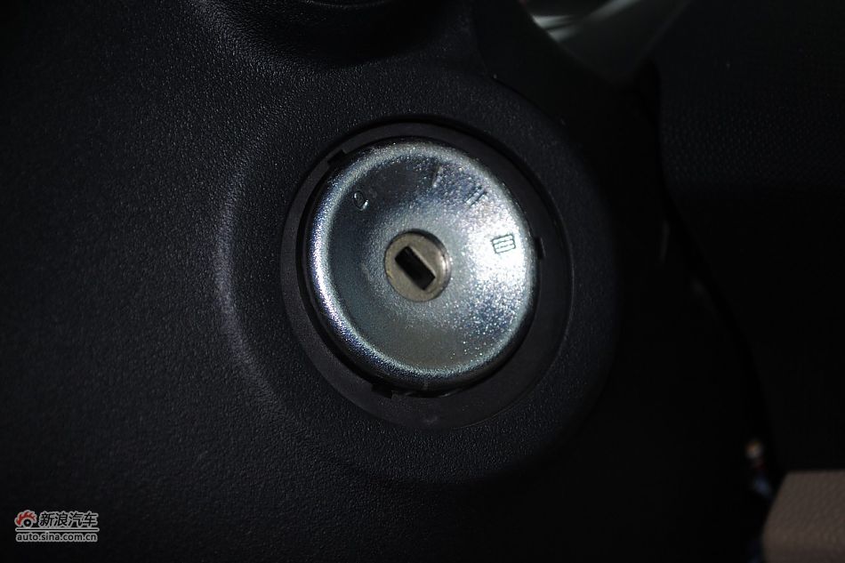 09款新嘉年华1.5L自动时尚型