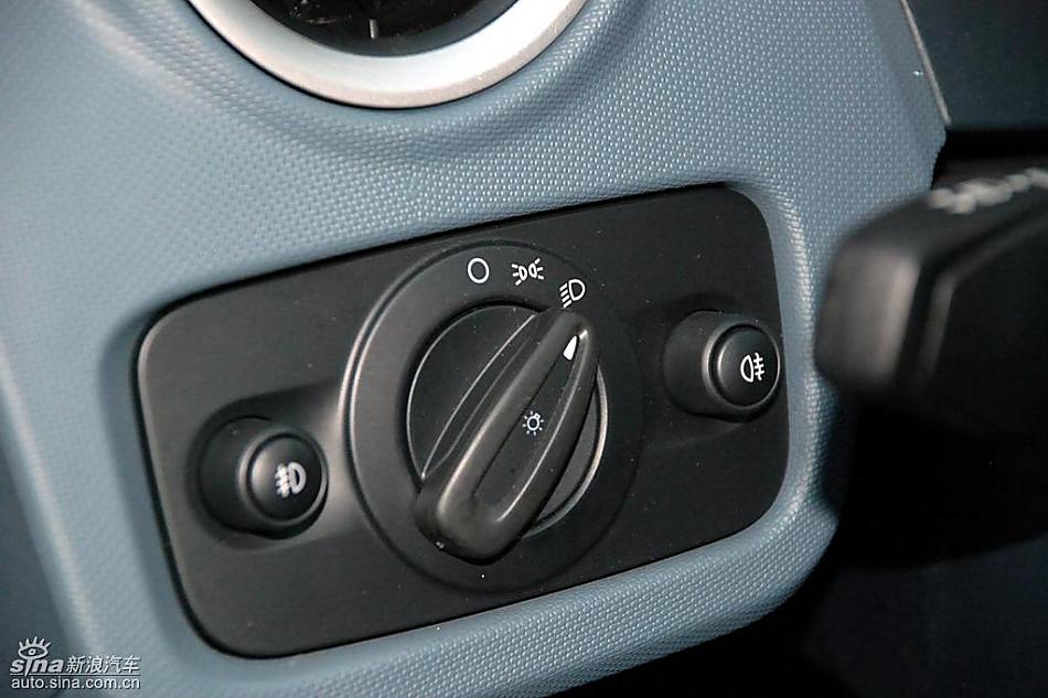 新嘉年华内饰实拍