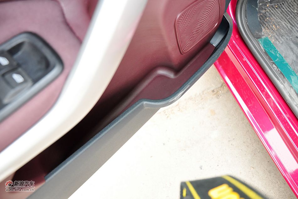 2011款嘉年华高清到店实拍