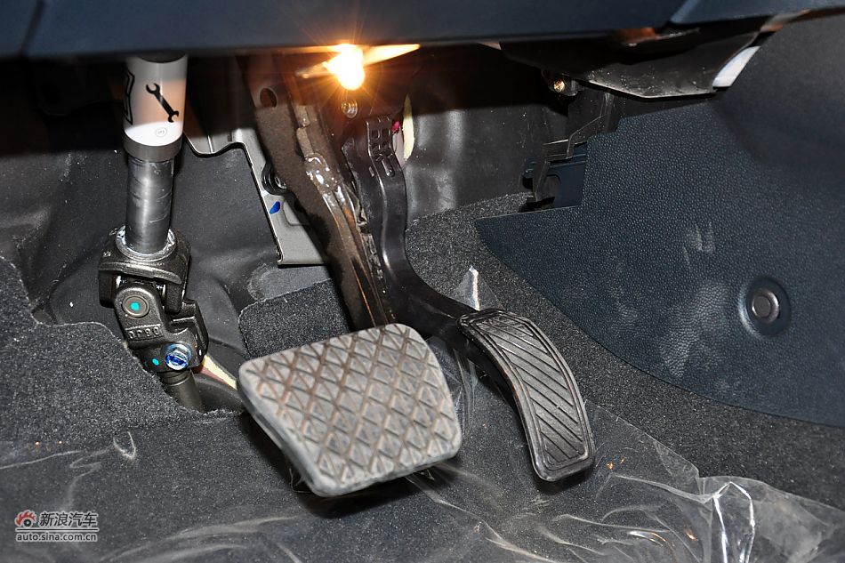 2011款嘉年华高清到店实拍