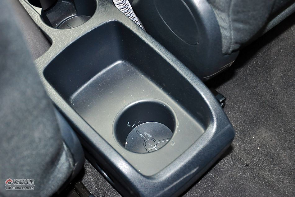 2011款嘉年华高清到店实拍