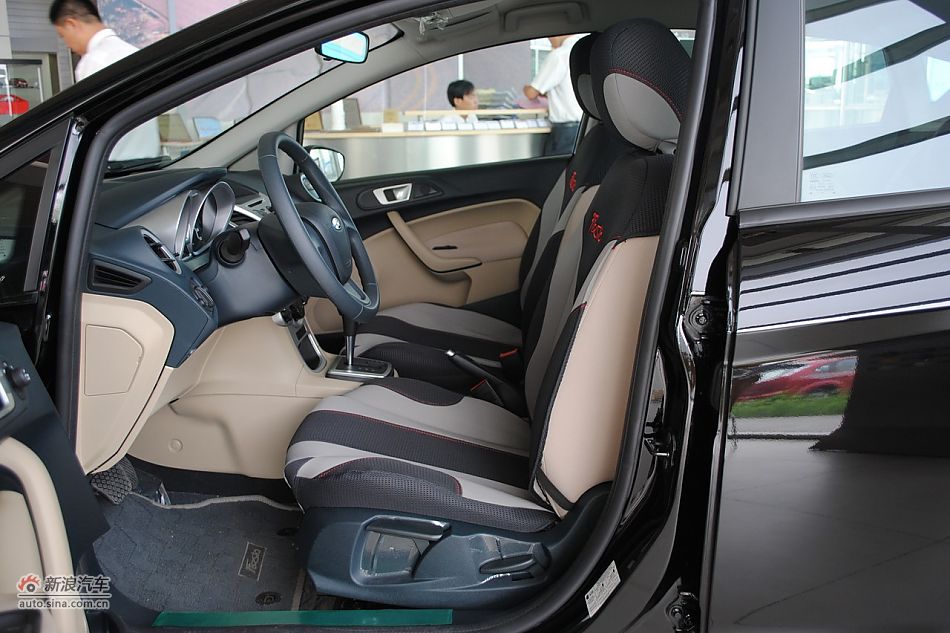 09款新嘉年华1.5L自动时尚型