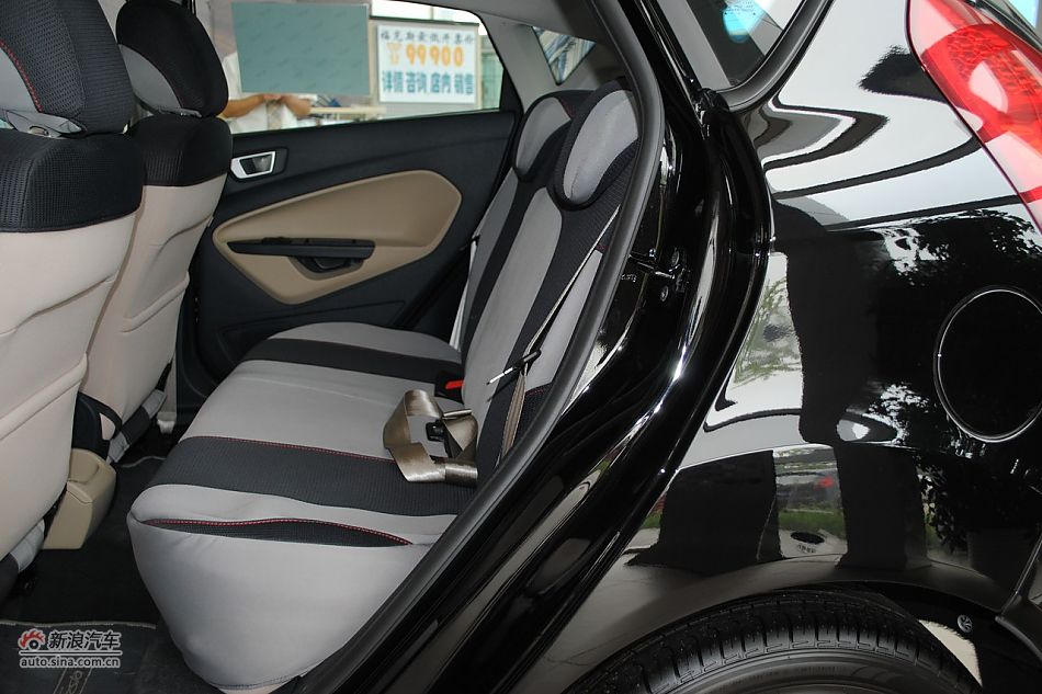 09款新嘉年华1.5L自动时尚型