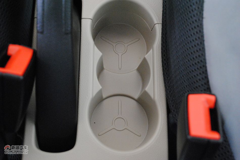 09款新嘉年华1.5L自动时尚型