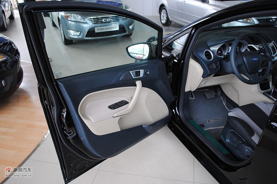 09款新嘉年华1.5L自动时尚型