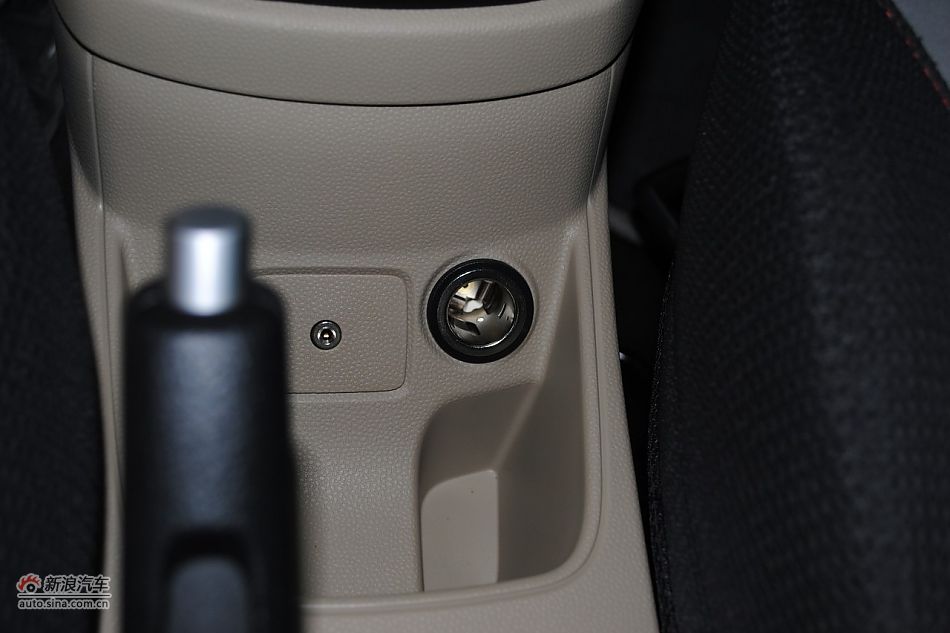 09款新嘉年华1.5L自动时尚型