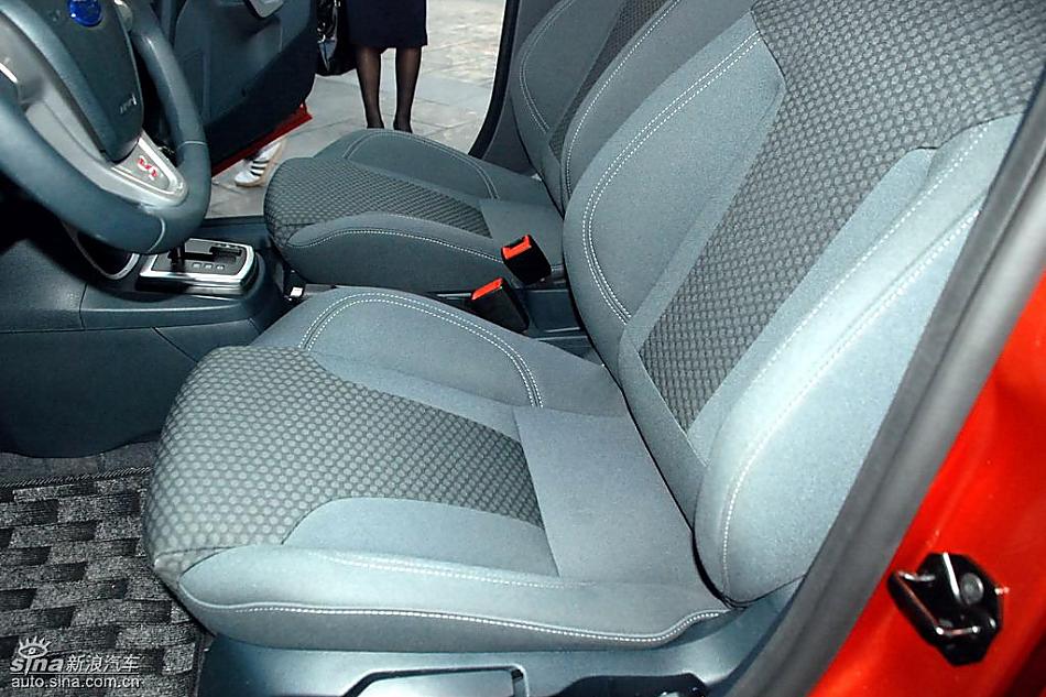 新嘉年华内饰实拍