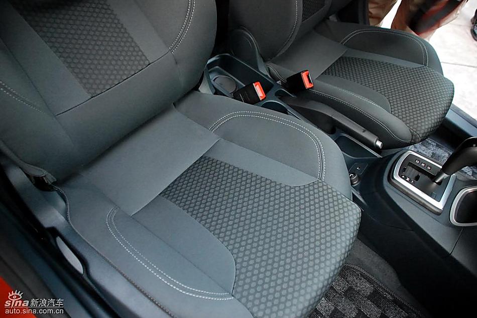 新嘉年华内饰实拍